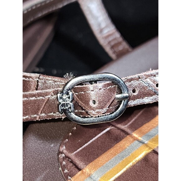 Sam Edelman Naomi Brown Croc Embossed T-Strap & Molded Footbed Sandals Size 9.5 - Picture 8 of 10